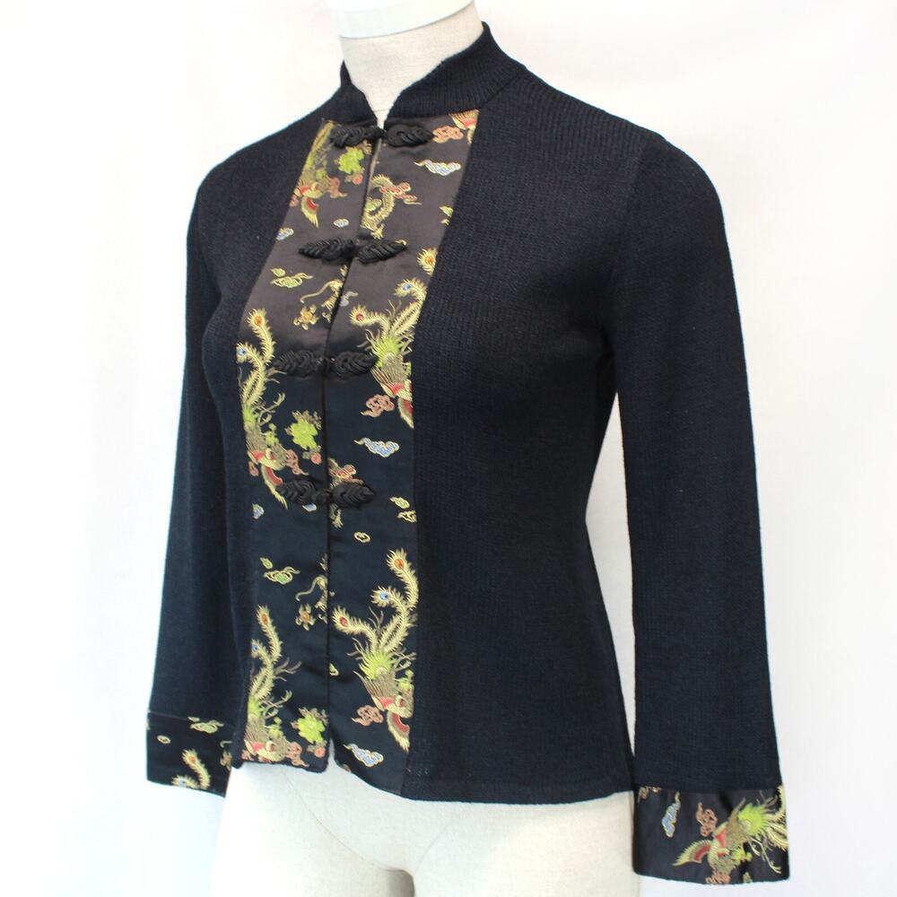 Ball of Cotton Chinese Style Santana knit frog closure black sweater top Large
